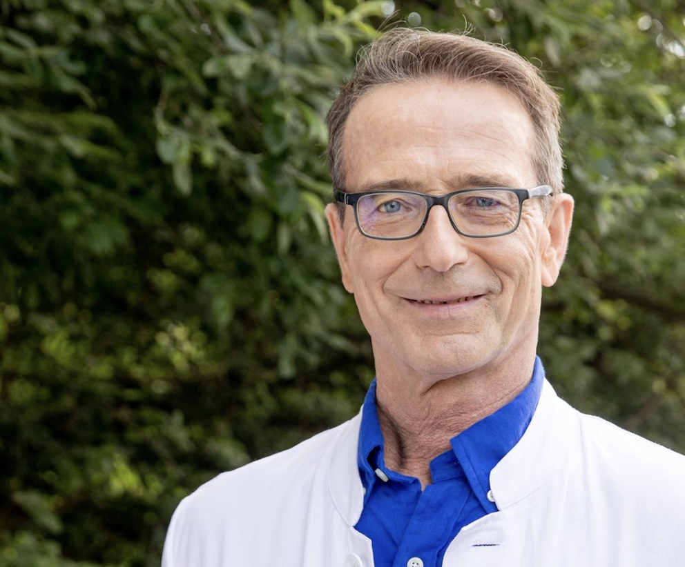 Dr. Matthias Riedl